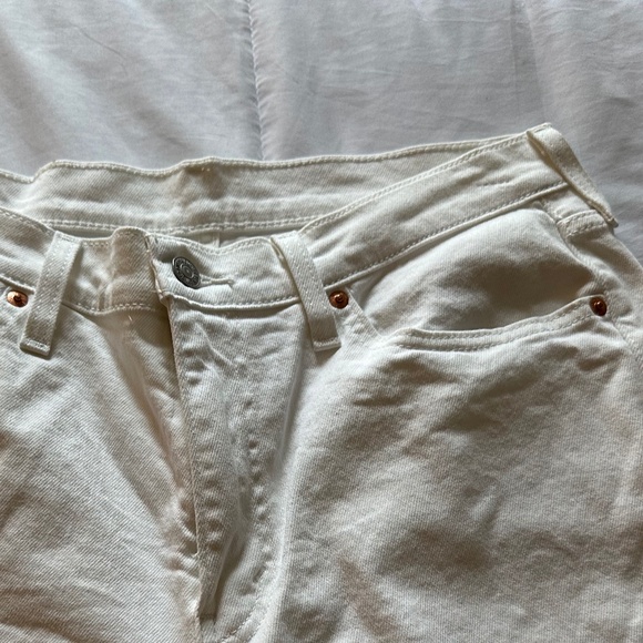 Jeans - Picture 2 of 3